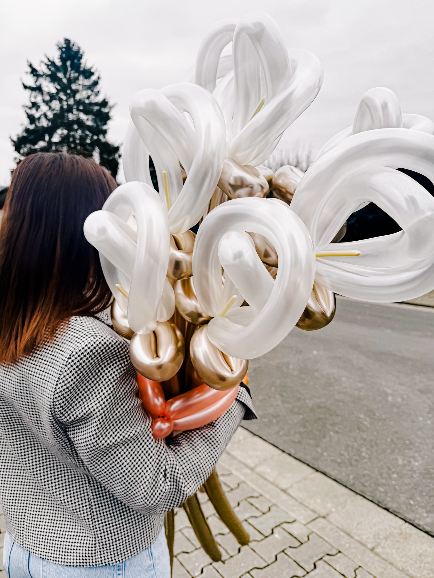 Calla Lily Balloon Bouquets - Bold Tenderness