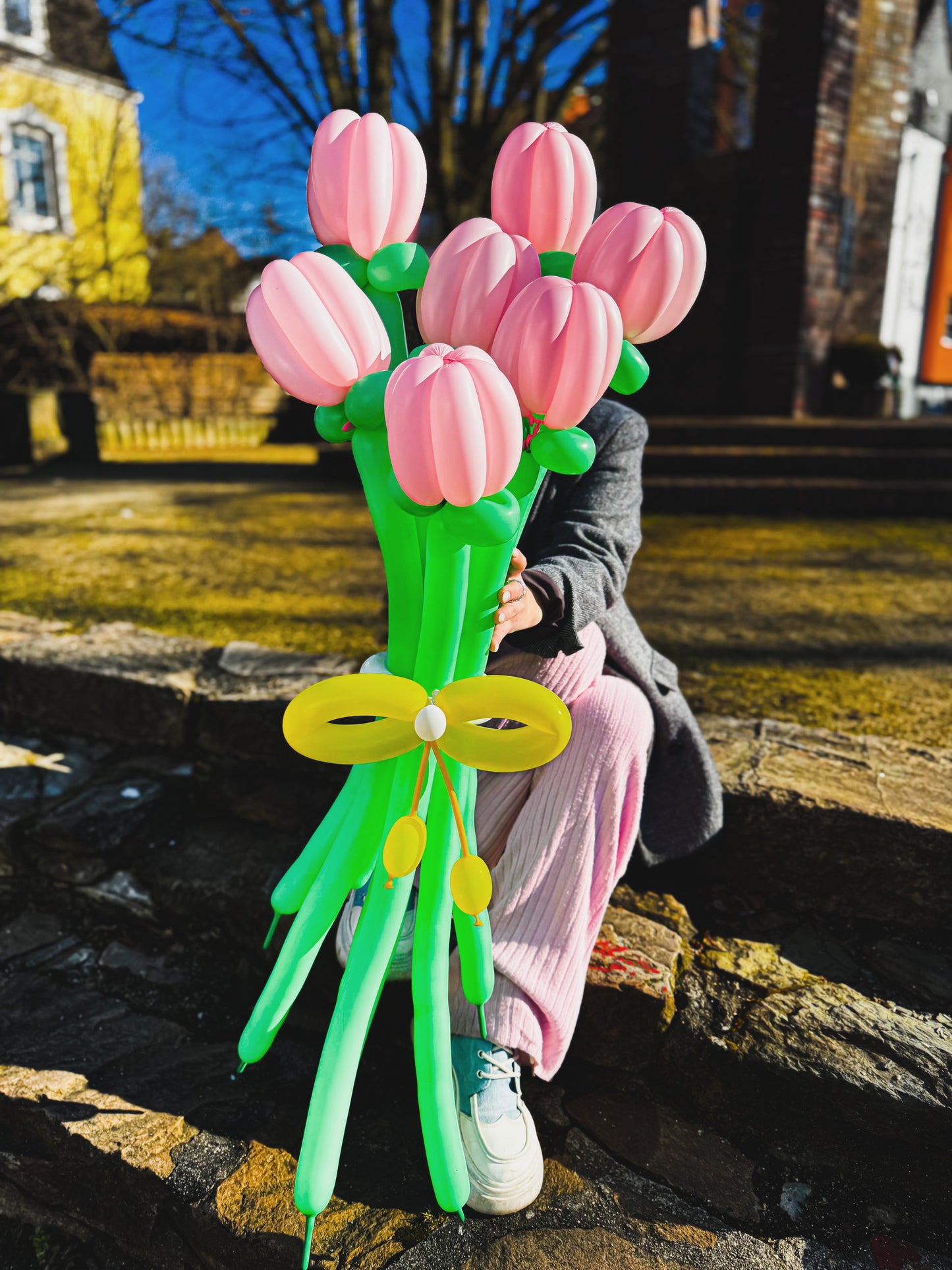 Bouquets of Balloons - Pink Tulips - Girls are delighted