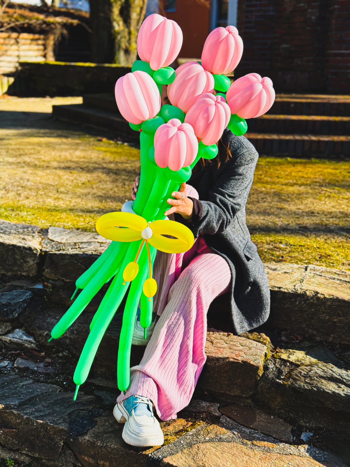 Bouquets of Balloons - Pink Tulips - Girls are delighted