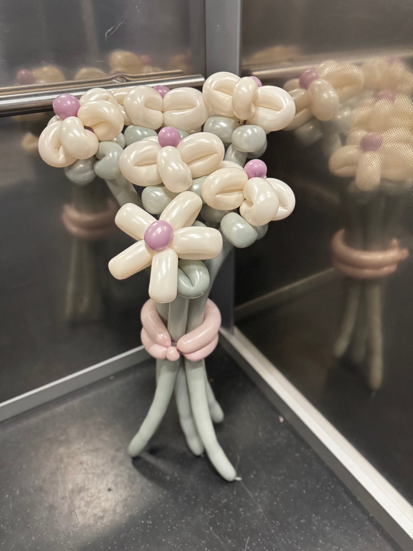Daisy Balloon Bouquets - Powdery Elegance