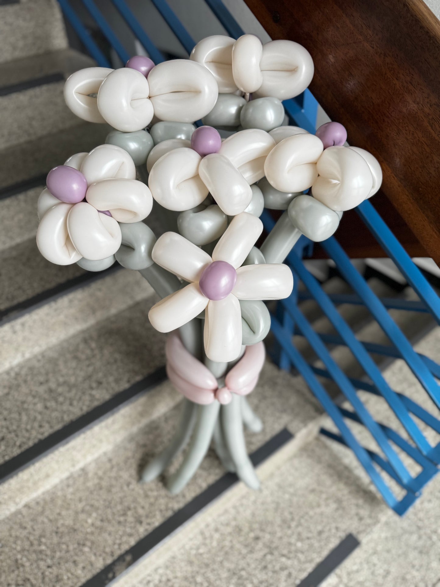 Daisy Balloon Bouquets - Powdery Elegance