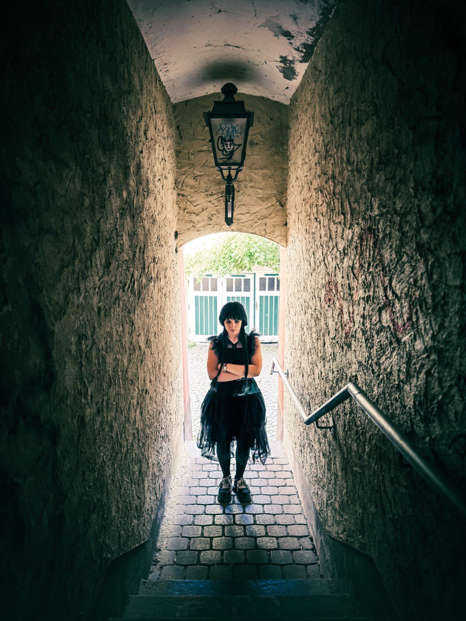 Аниматоры в стиле Уэнсдей и Энид в Германии